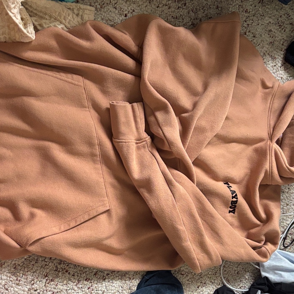 Playboy Camel Pullover - image 1